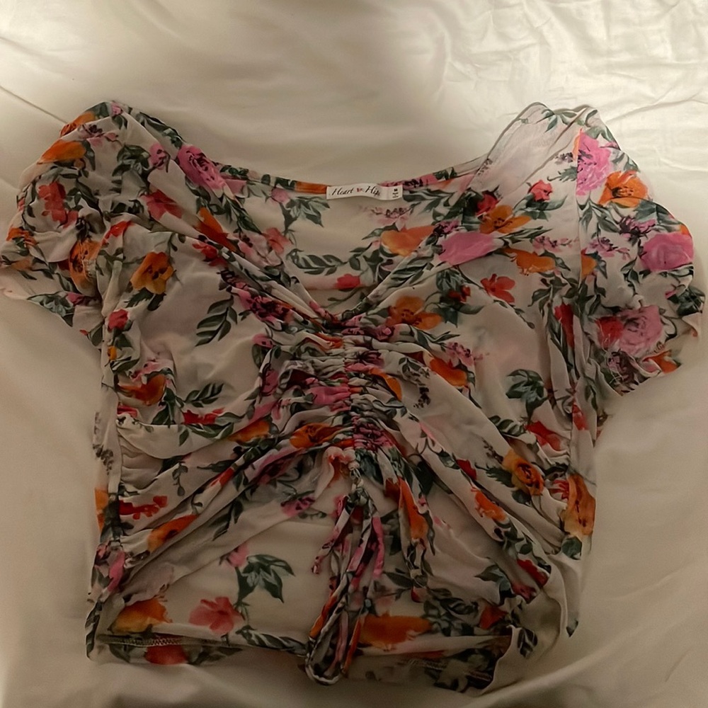 See through flower top
